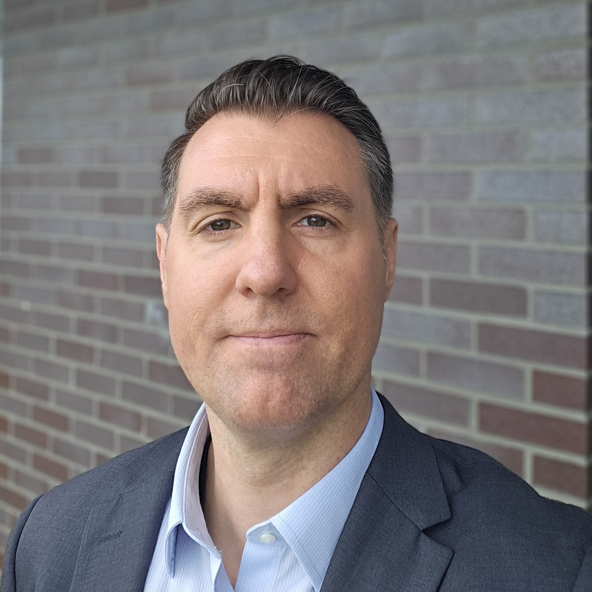 https://amyloidosisforum.org/wp-content/uploads/2026/09/Alex-Hofling-Headshot.jpg
